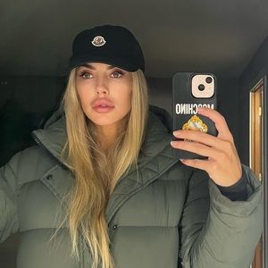 Women’s Moncler logo baseball cap worn one time!